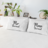 Taies d'oreillers couple Mr & Mme + Nom de famille