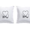 Taies oreillers couple - Dessin mains coeur (1)