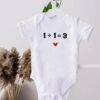 Body Annonce Grossesse personnalisable - 1+1 = 3 ❤️