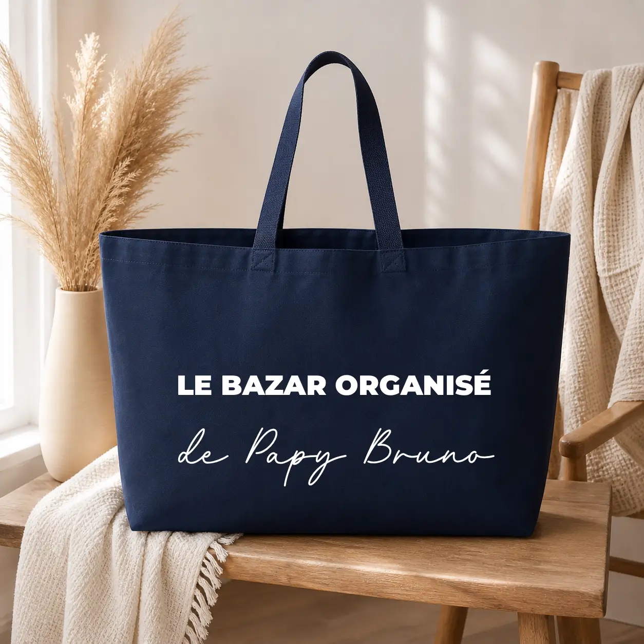 Sac cabas Personnalisé – Bazar organisé de Papy - sac marine texte blanc - Assortis Moi