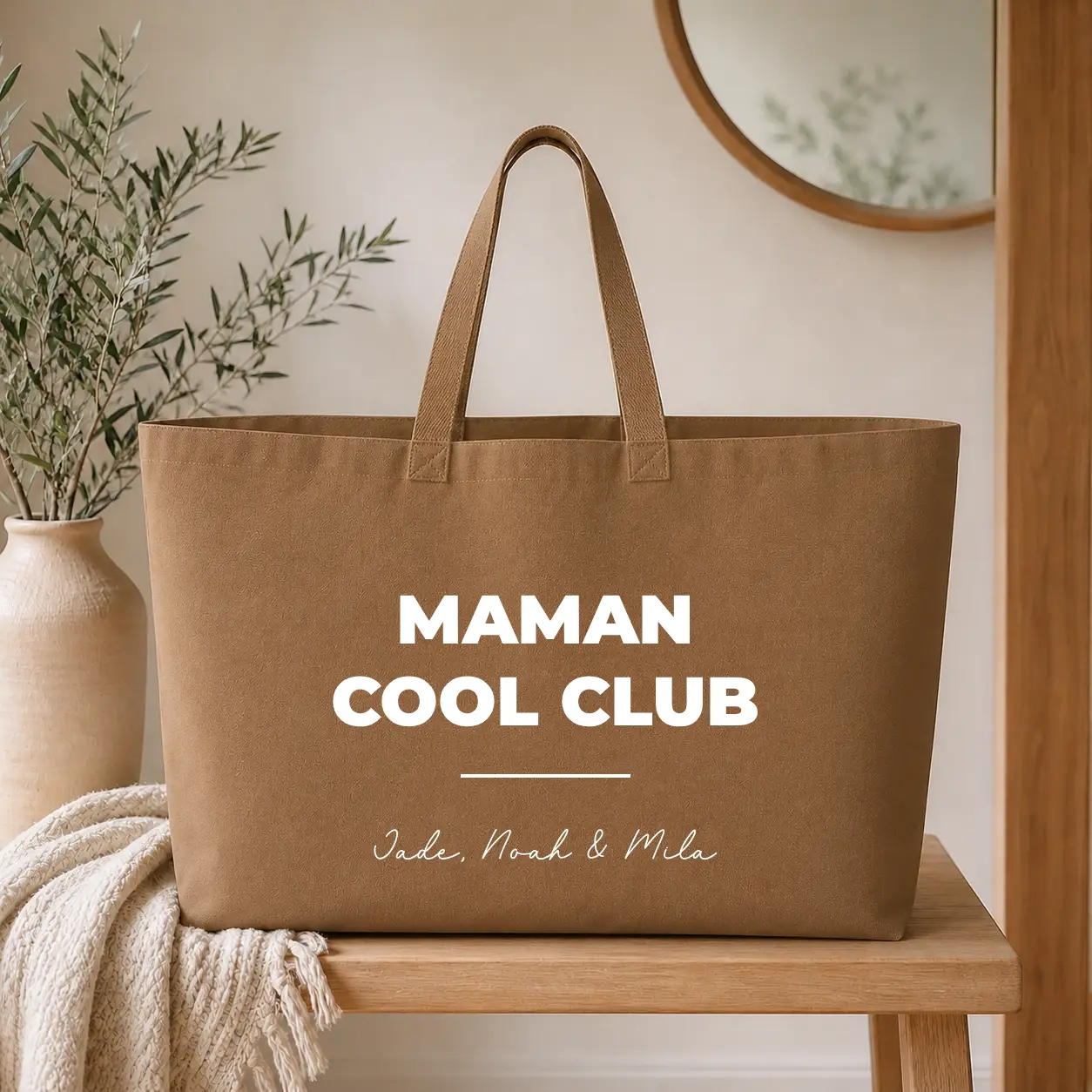 Sac cabas Personnalisé – Maman cool club - sac camel texte blanc - Assortis Moi